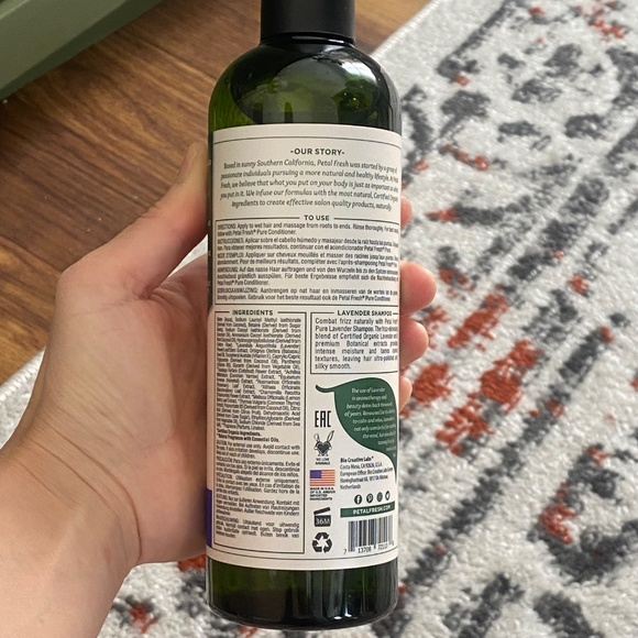 Petal Fresh Pure Anti Frizz Lavender Shampoo - Picture 5 of 6